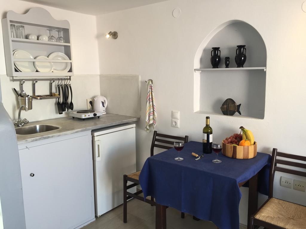 Christos Apartments Oia Экстерьер фото