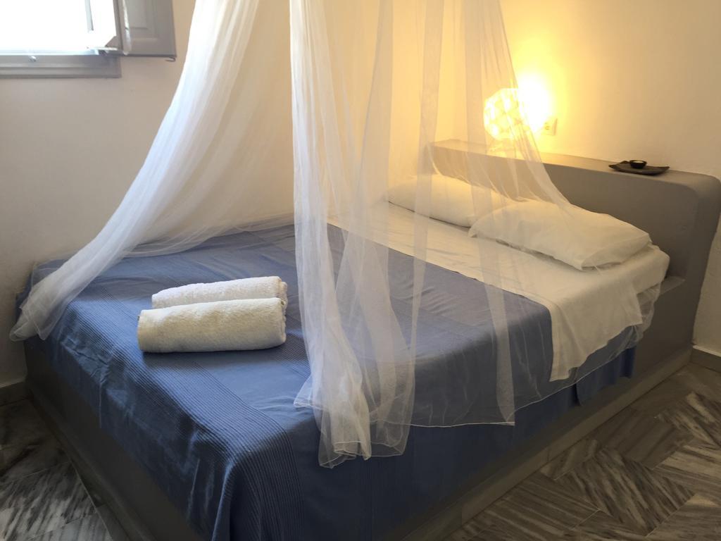 Christos Apartments Oia Экстерьер фото